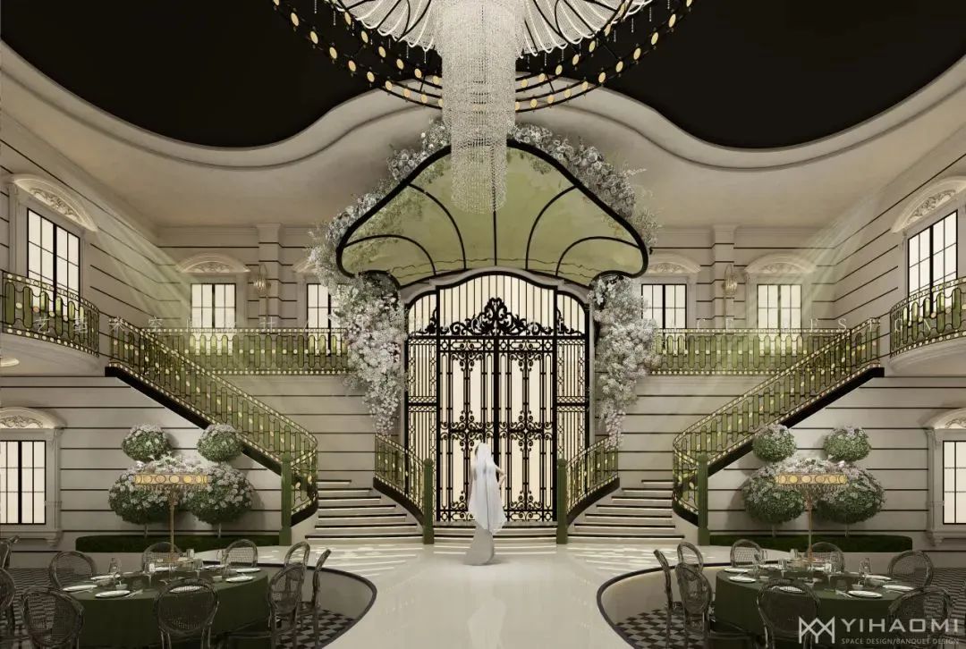 法式建筑搭配復古白綠系花園，滿園的馥郁花香，讓心動化作綠波之間的朦朧暗流，帶領我們打開一座會呼吸的法式莊園。