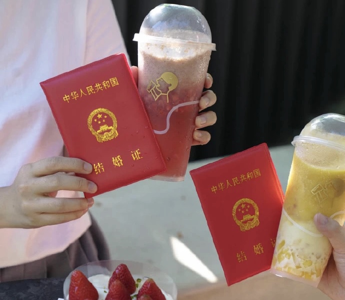 00后麥當勞辦婚禮！
