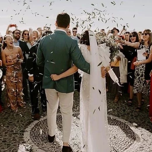 上海結婚數據：2024年9萬對結婚、4.5萬對離婚